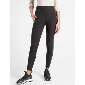 Athleta Headlands Hybrid Tight in Black